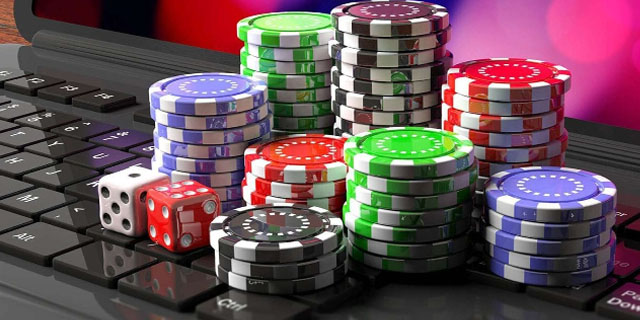 Memainkan Judi Poker Online